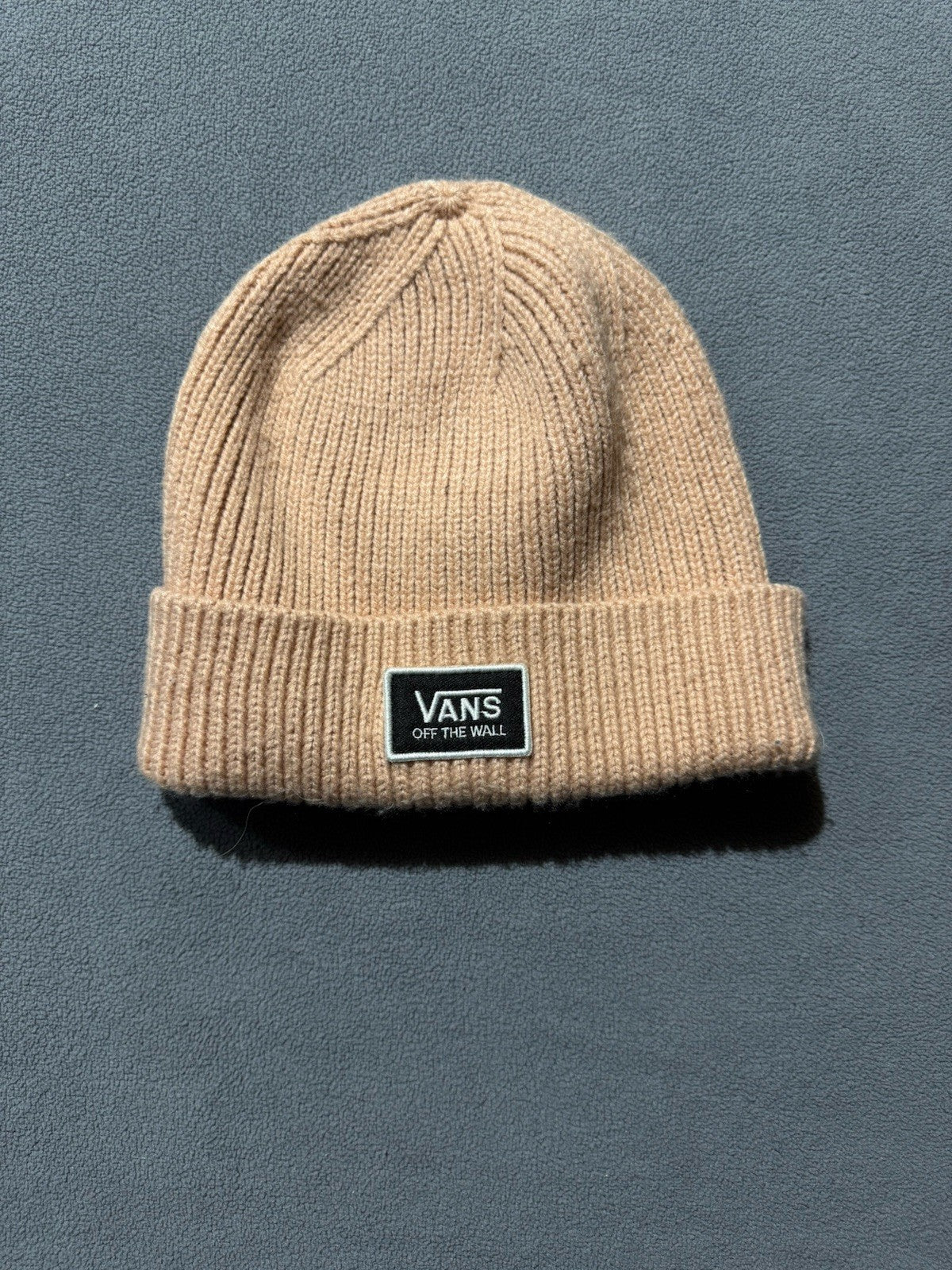 VANS OFF THE WALL  CHUNKY KNIT PINK BEANIE Unisex One Size