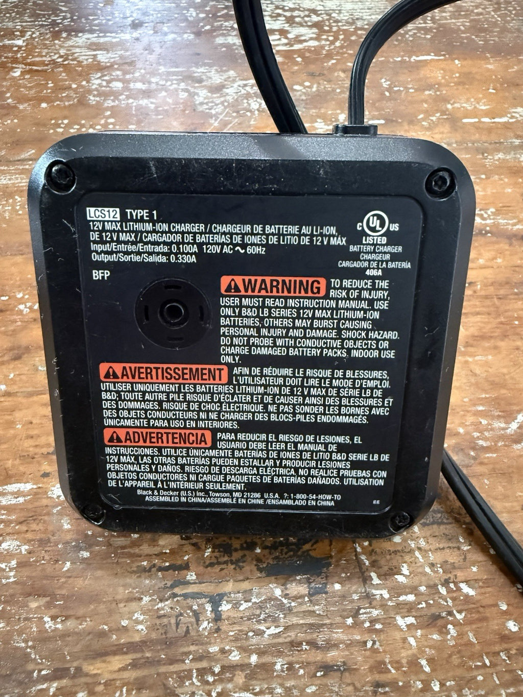 Black & Decker 12V Max Lithium-Ion Battery Charger (model LCS12), LB12 Battery