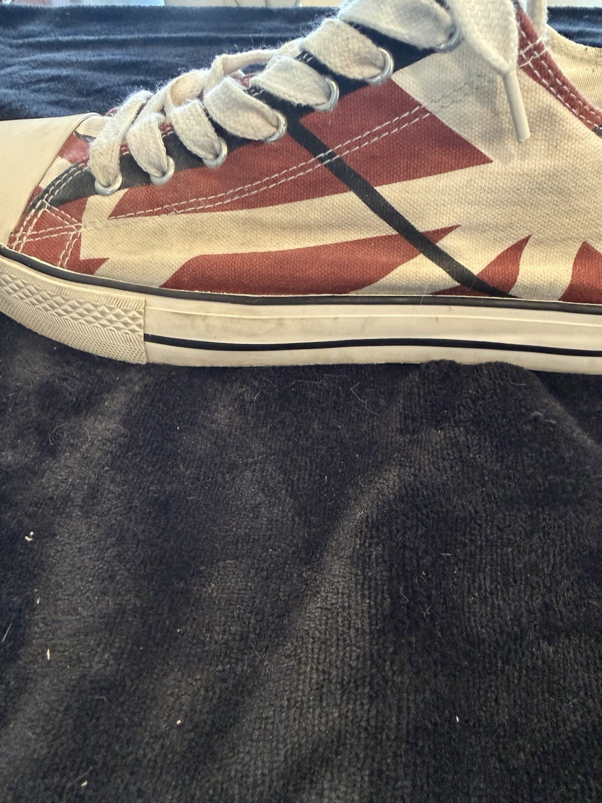 Eddie Van Halen Low Top Sneakers Shoes 5150 Red White Black Mens Size 13 EVO26