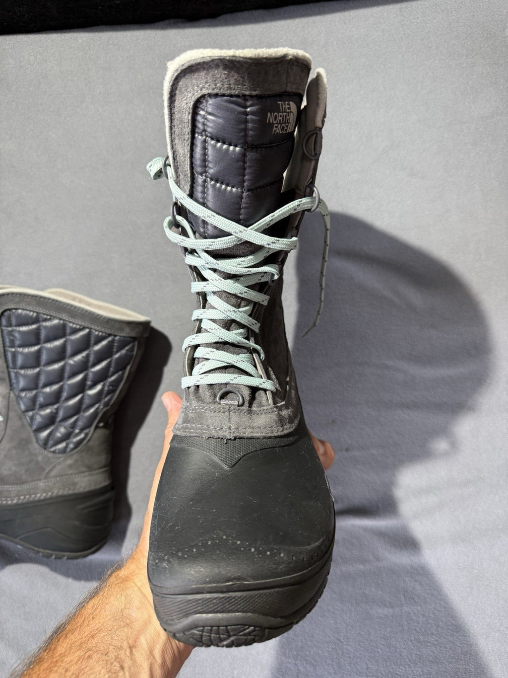 Women's North face Thermoball Utility Mid Winter Boots  Size 11 US