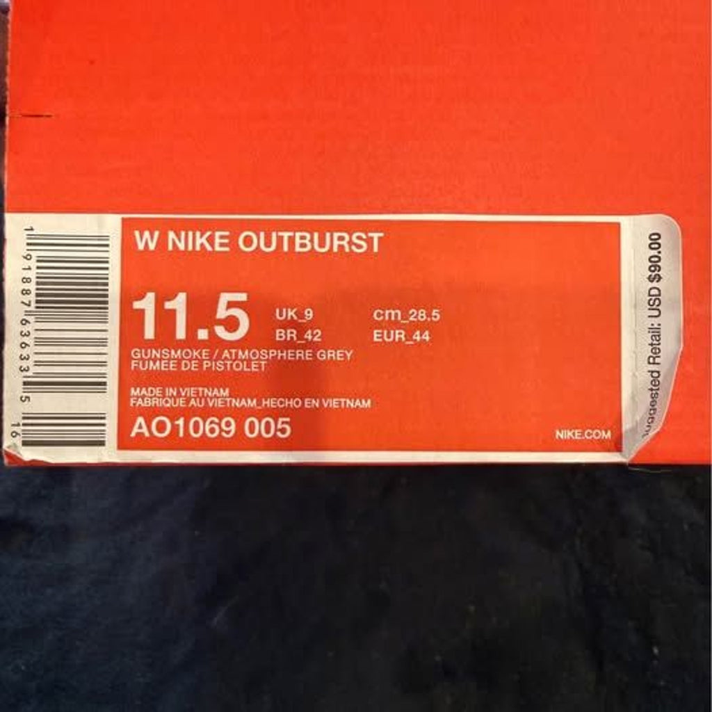 Nike Outburst Women's Chic and Stylish Running Shoes Size 11.5