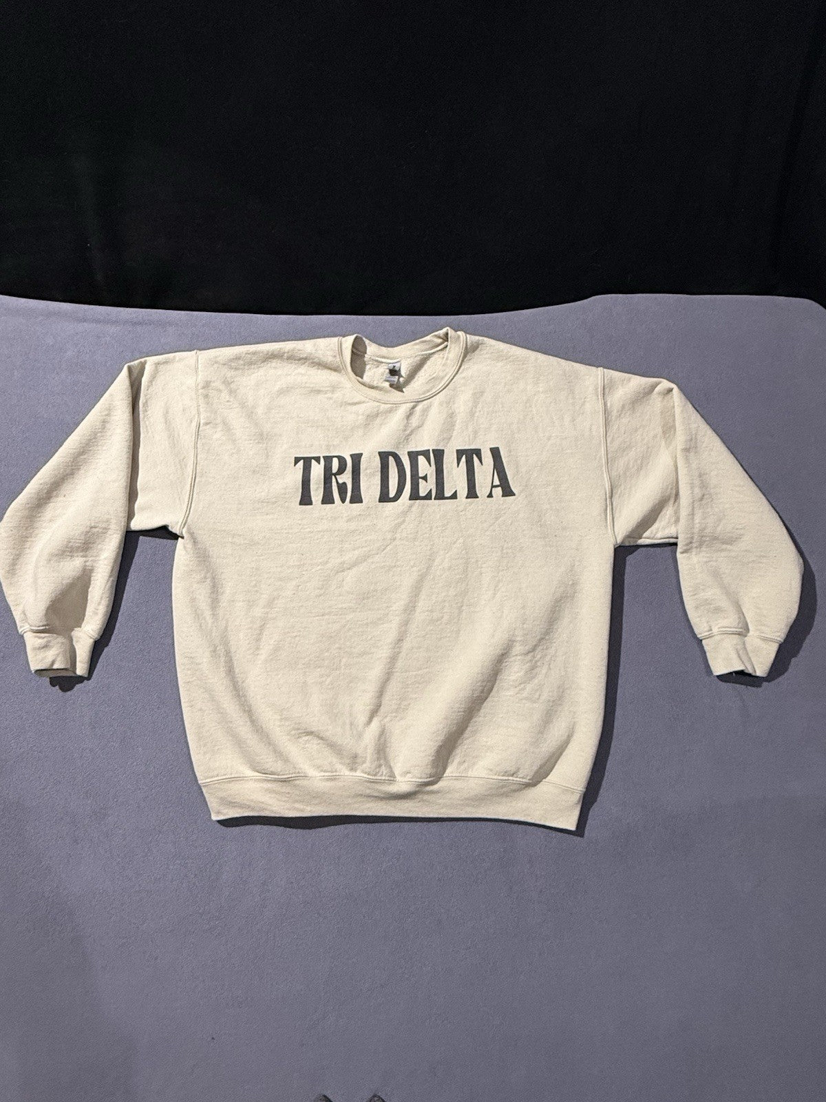 Tri Delta sorority Light Yellow women’s XL Sweatshirt Gildan Brand Blended