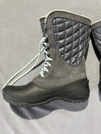 Women's North face Thermoball Utility Mid Winter Boots  Size 11 US