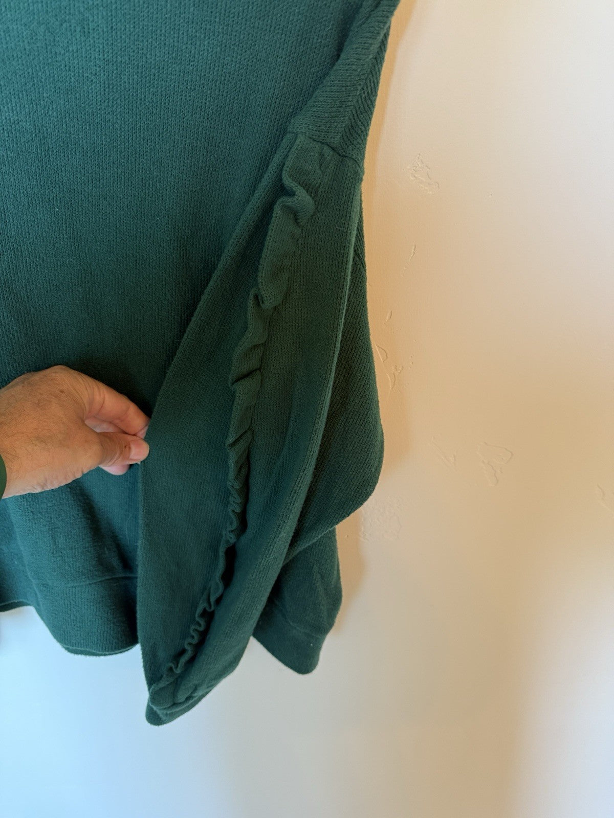 A NEW DAY Green Long Ruffle Trim Sleeves Crewneck Sweater, Size Large