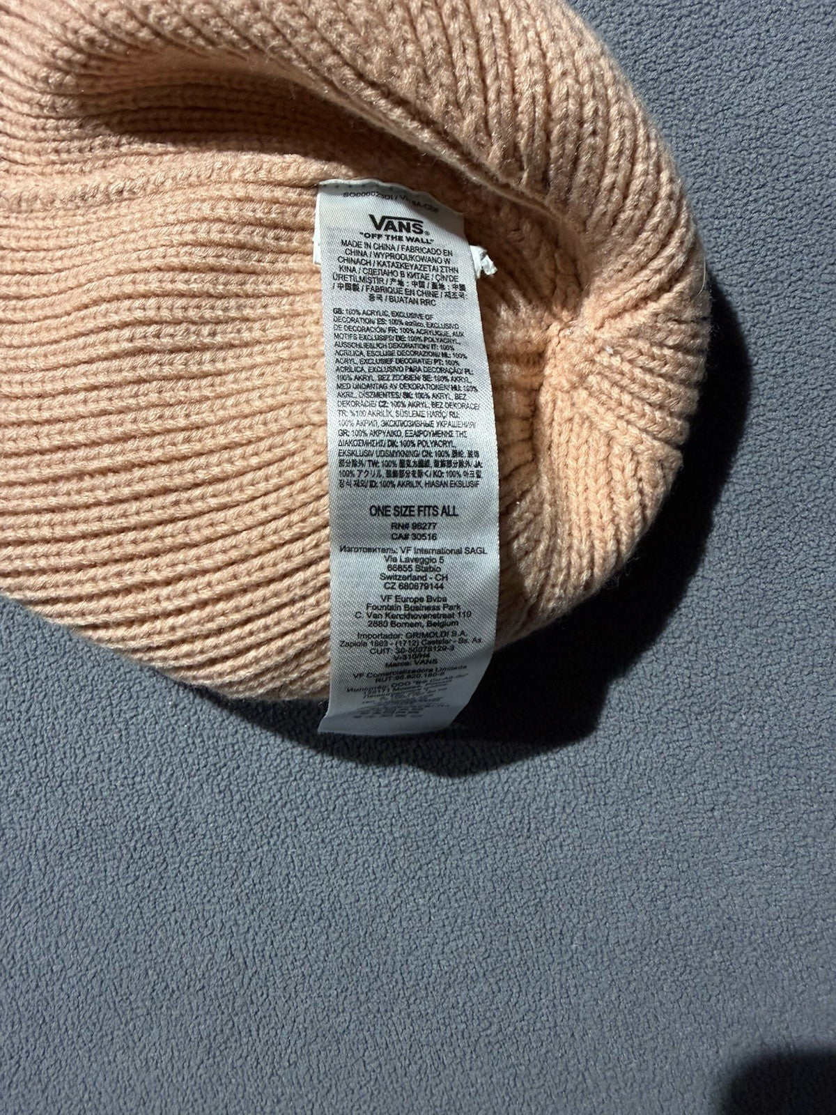 VANS OFF THE WALL  CHUNKY KNIT PINK BEANIE Unisex One Size