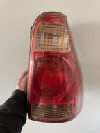 2004 Toyota 4Runner RH Right Passenger Side Tail Light Lamp Assembly/ Housing