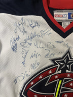 Rare Vintage Columbus Blue Jackets Team Signed Jersey w/ No COA Has Tags