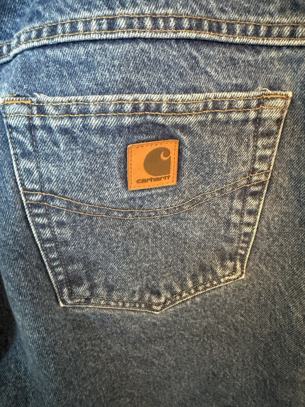 Carhartt Relaxed Fit Jeans Men's Size 42x30 Denim Pants Classic Workwear