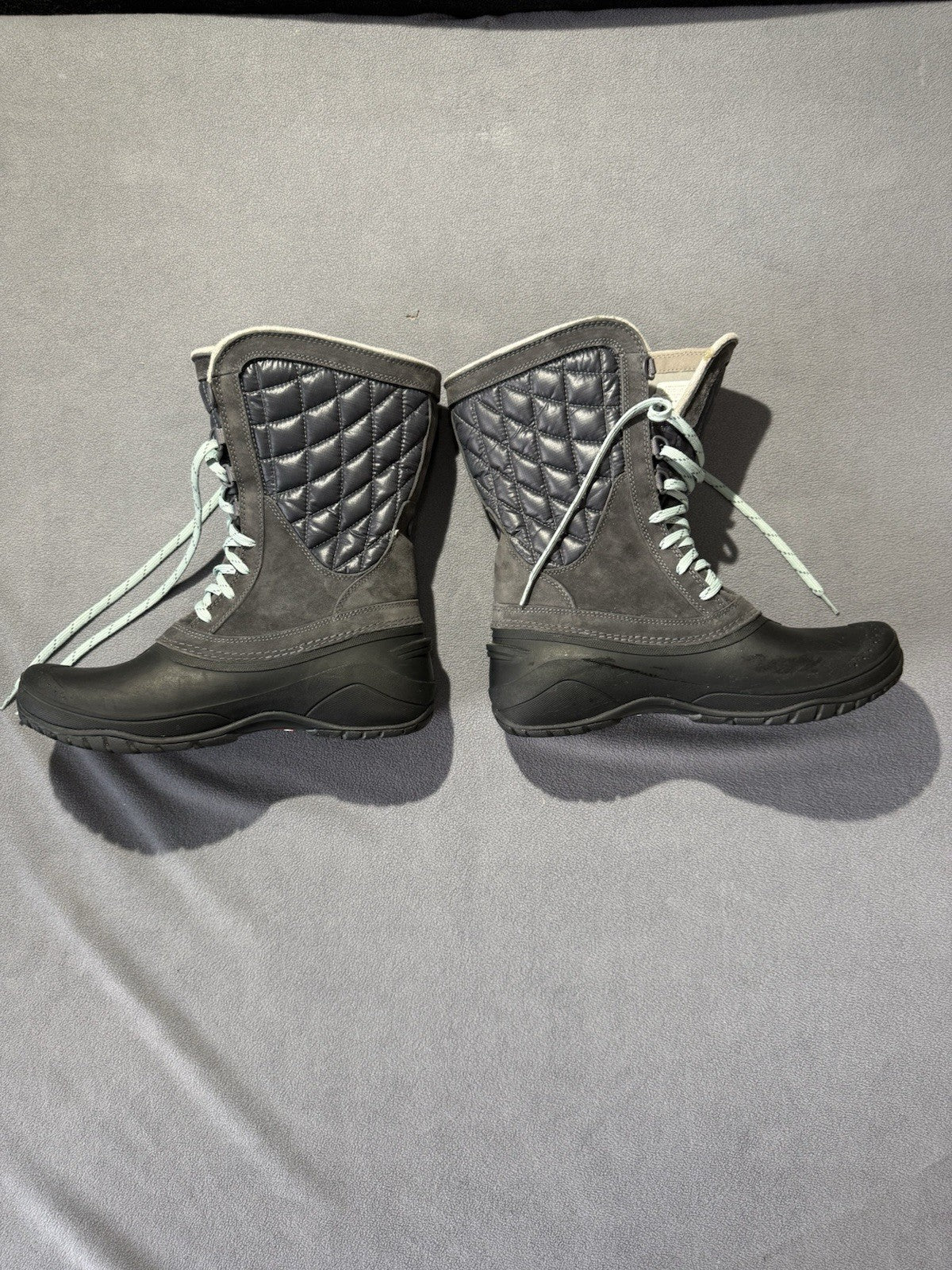 Women's North face Thermoball Utility Mid Winter Boots  Size 11 US