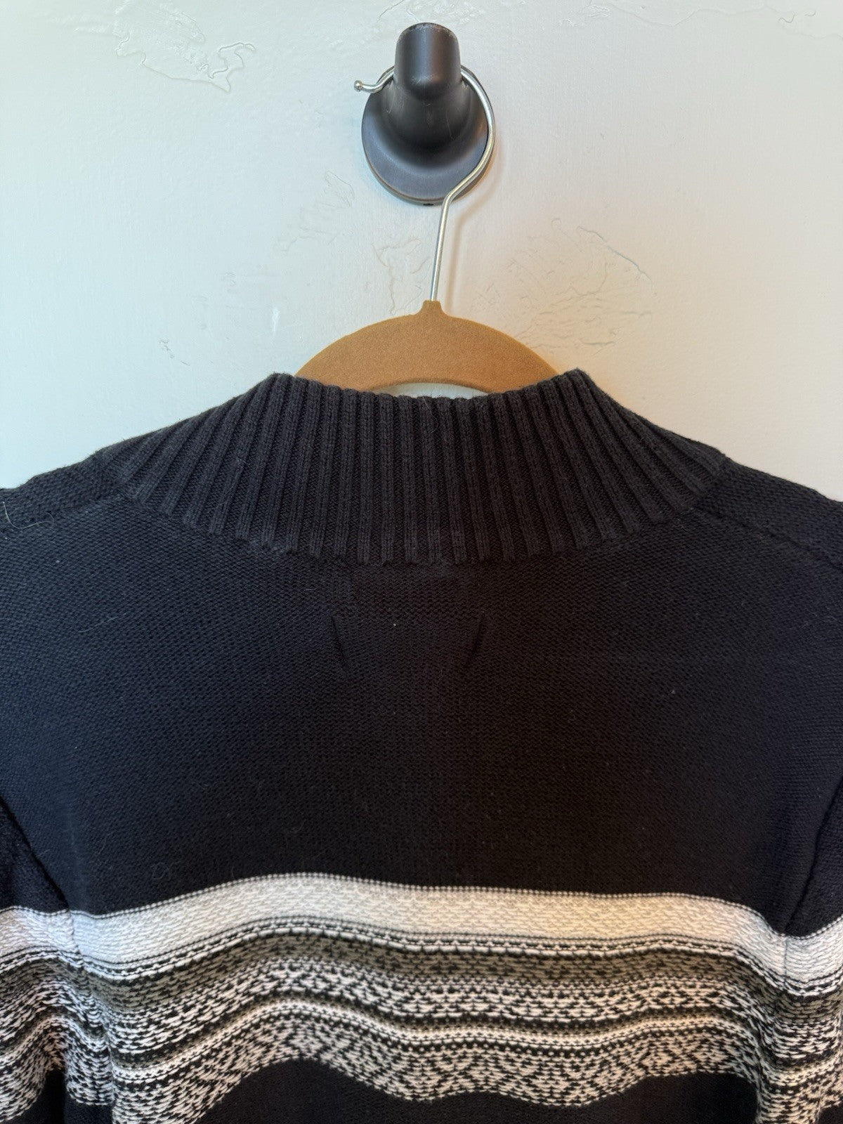 American Rag Sweater Mens Medium Black With Stripes 1/4 Zip Long Sleeve