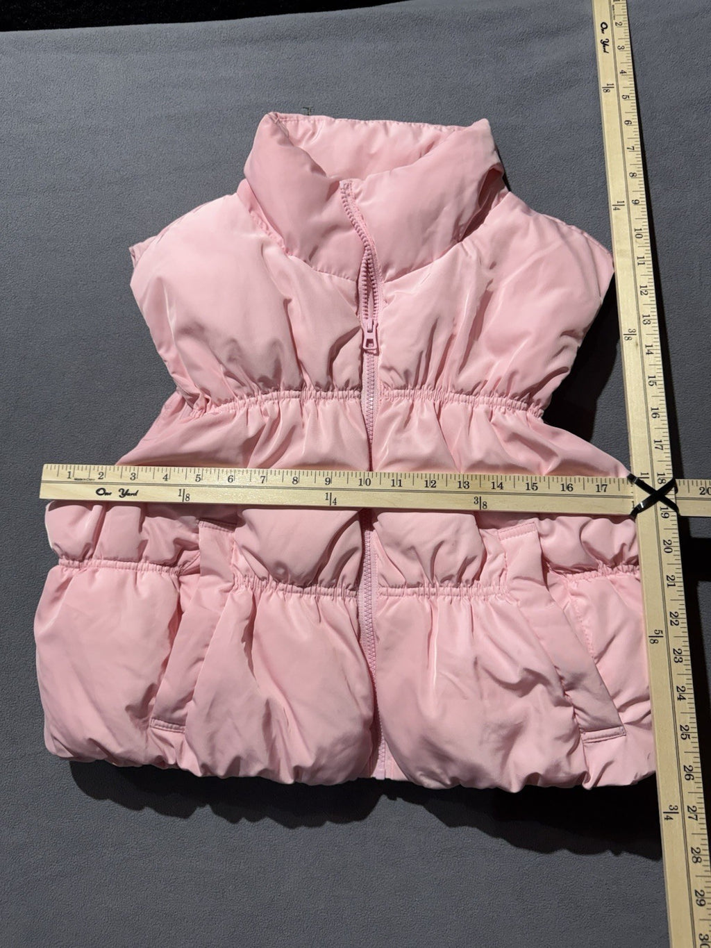 Divided by H&M Women’s Large Pink Cropped Puffer Vest Zip Sleeveless Jacket