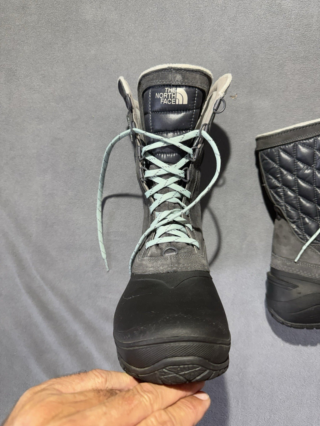 Women's North face Thermoball Utility Mid Winter Boots  Size 11 US
