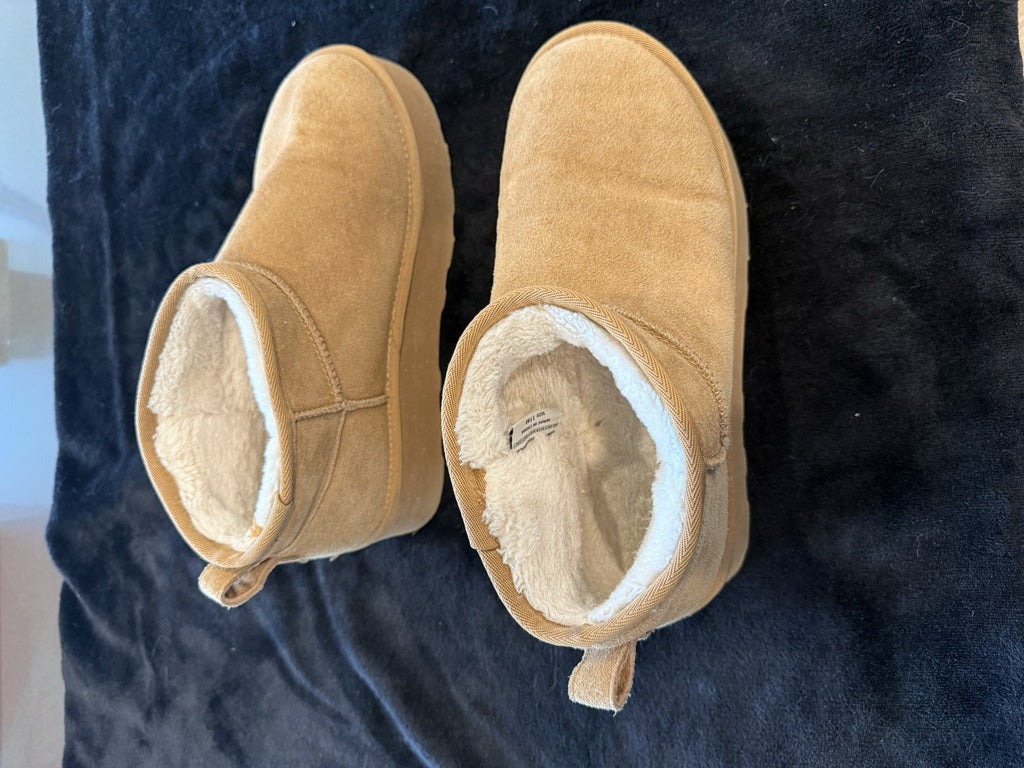 CUSIONAIRE Size 11M HIPPY Boot Bootie Platform Chestnut Memory Foam