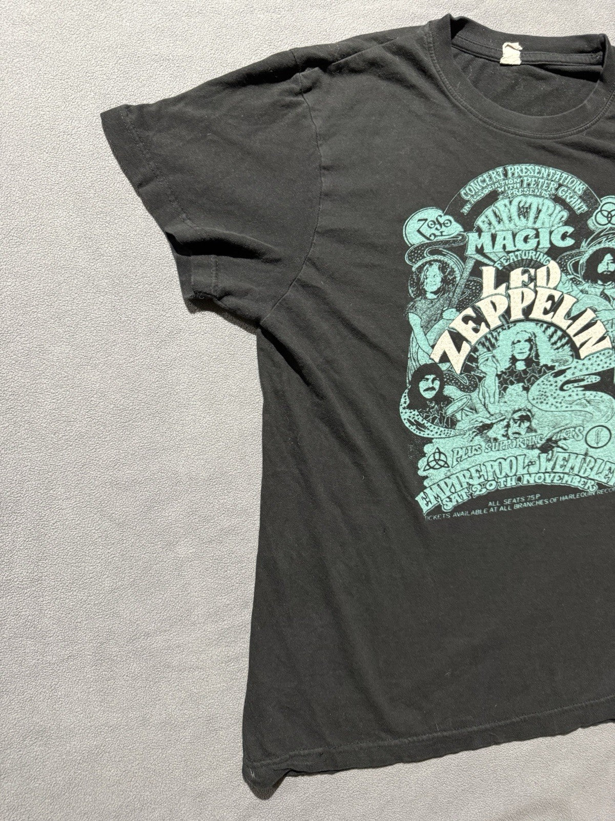Vintage Led Zeppelin Electric Magic Empire Pool Wembley Concert T-Shirt Small