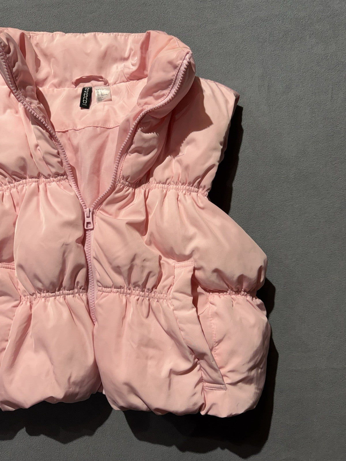 Divided by H&M Women’s Large Pink Cropped Puffer Vest Zip Sleeveless Jacket